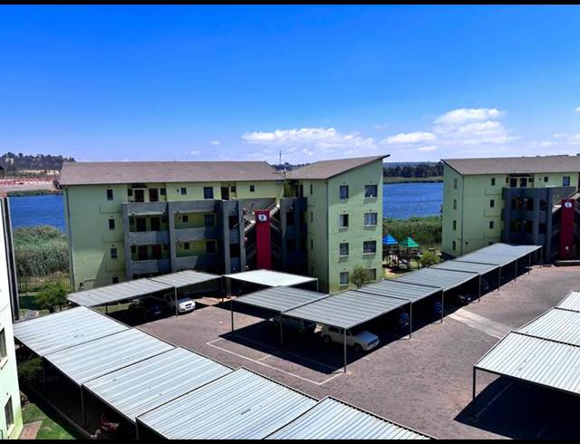 2 BEDROOM PROPERTY TO RENT IN FLEURHOF